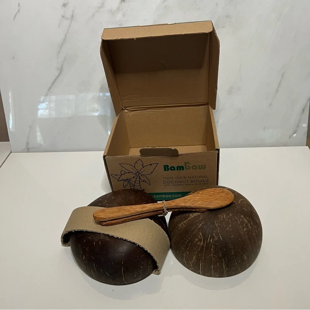 BAMBAW  COCONUT SET WITH WOODEN CUTLERY SET OF TWO WOODEN BOWLS